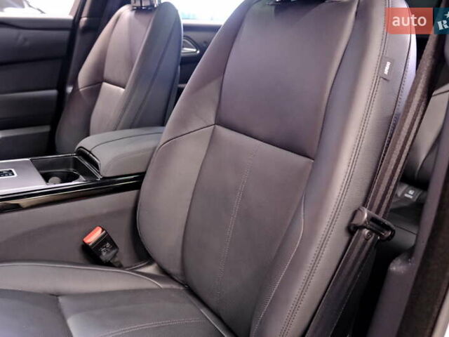 Сірий Ленд Ровер Рендж Ровер Велар, об'ємом двигуна 2 л та пробігом 25 тис. км за 64900 $, фото 45 на Automoto.ua