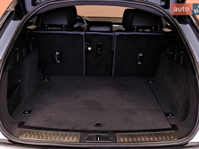 Сірий Ленд Ровер Рендж Ровер Велар, об'ємом двигуна 2 л та пробігом 25 тис. км за 64900 $, фото 64 на Automoto.ua