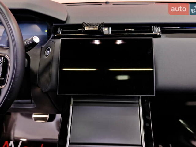 Сірий Ленд Ровер Рендж Ровер Велар, об'ємом двигуна 2 л та пробігом 25 тис. км за 64900 $, фото 28 на Automoto.ua