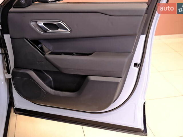 Сірий Ленд Ровер Рендж Ровер Велар, об'ємом двигуна 2 л та пробігом 25 тис. км за 64900 $, фото 55 на Automoto.ua