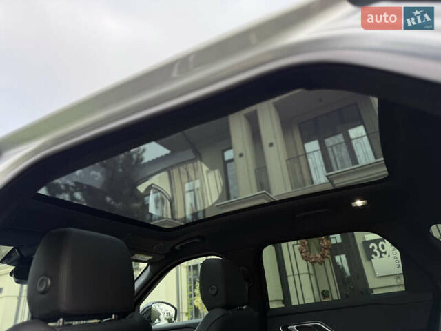 Сірий Ленд Ровер Рендж Ровер Велар, об'ємом двигуна 2 л та пробігом 22 тис. км за 74900 $, фото 35 на Automoto.ua