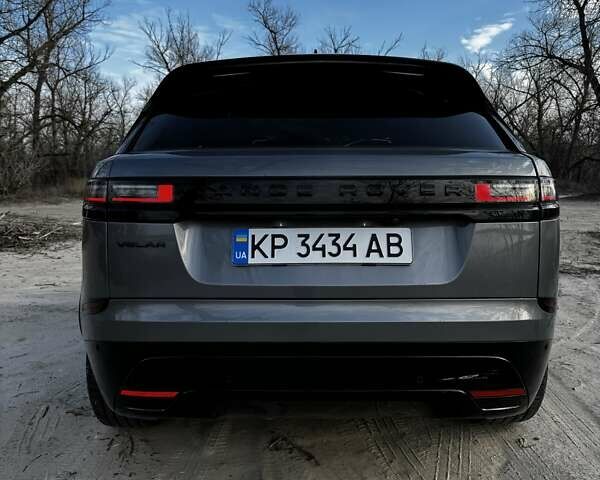 Серый Ленд Ровер Рендж Ровер Велар, объемом двигателя 3 л и пробегом 8 тыс. км за 85000 $, фото 6 на Automoto.ua