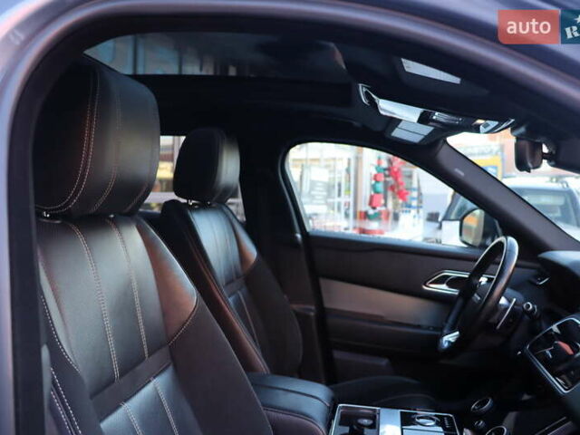 Синий Ленд Ровер Рендж Ровер Велар, объемом двигателя 2 л и пробегом 128 тыс. км за 31900 $, фото 47 на Automoto.ua