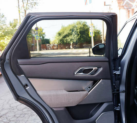 Синій Ленд Ровер Рендж Ровер Велар, об'ємом двигуна 2 л та пробігом 113 тис. км за 38999 $, фото 66 на Automoto.ua