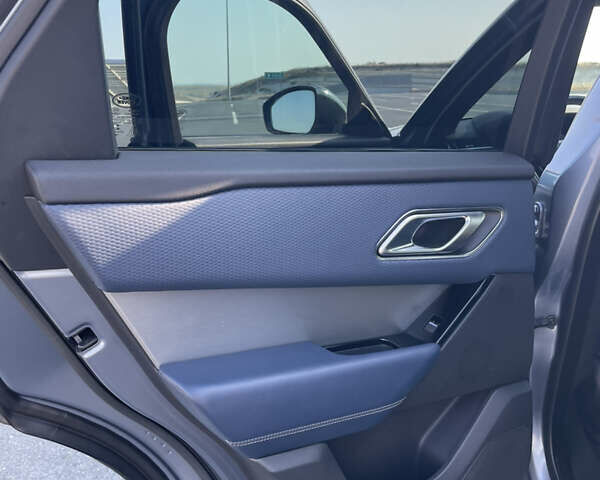 Синій Ленд Ровер Рендж Ровер Велар, об'ємом двигуна 2 л та пробігом 102 тис. км за 45000 $, фото 35 на Automoto.ua