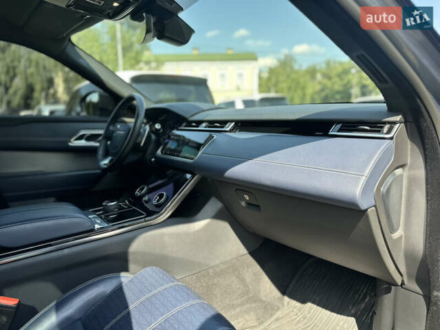 Синий Ленд Ровер Рендж Ровер Велар, объемом двигателя 2 л и пробегом 91 тыс. км за 38000 $, фото 22 на Automoto.ua