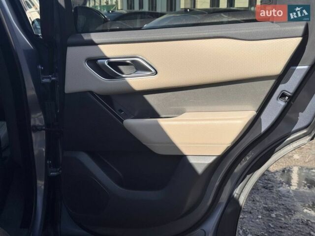 Синий Ленд Ровер Рендж Ровер Велар, объемом двигателя 2 л и пробегом 103 тыс. км за 37700 $, фото 40 на Automoto.ua