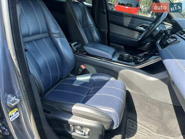 Синий Ленд Ровер Рендж Ровер Велар, объемом двигателя 2 л и пробегом 91 тыс. км за 38000 $, фото 23 на Automoto.ua