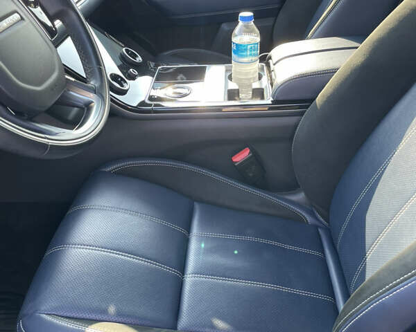 Синій Ленд Ровер Рендж Ровер Велар, об'ємом двигуна 2 л та пробігом 102 тис. км за 45000 $, фото 16 на Automoto.ua