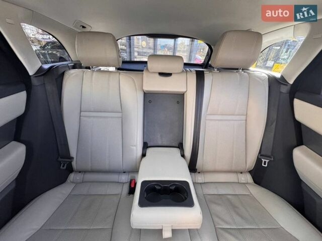 Синий Ленд Ровер Рендж Ровер Велар, объемом двигателя 2 л и пробегом 103 тыс. км за 37700 $, фото 72 на Automoto.ua