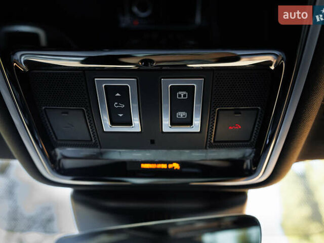 Синій Ленд Ровер Рендж Ровер Велар, об'ємом двигуна 2 л та пробігом 113 тис. км за 38999 $, фото 63 на Automoto.ua