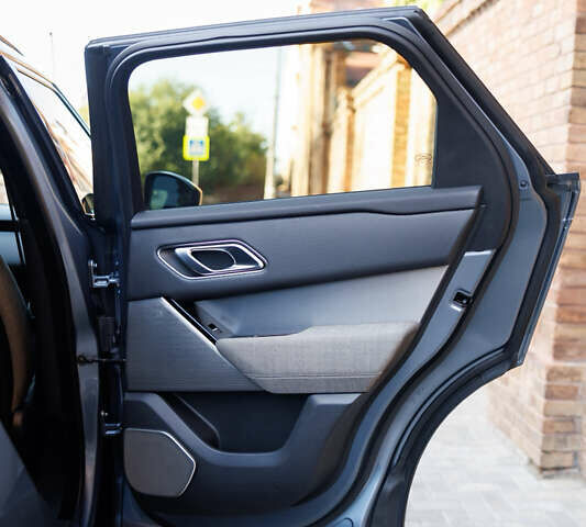 Синій Ленд Ровер Рендж Ровер Велар, об'ємом двигуна 2 л та пробігом 113 тис. км за 38999 $, фото 35 на Automoto.ua