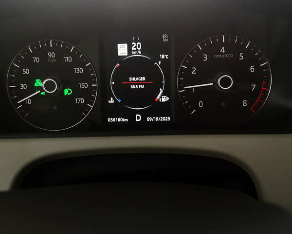 Синій Ленд Ровер Рендж Ровер Велар, об'ємом двигуна 2 л та пробігом 57 тис. км за 37499 $, фото 21 на Automoto.ua