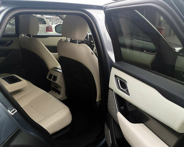 Синій Ленд Ровер Рендж Ровер Велар, об'ємом двигуна 2 л та пробігом 57 тис. км за 37499 $, фото 14 на Automoto.ua