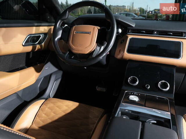 Синій Ленд Ровер Рендж Ровер Велар, об'ємом двигуна 5 л та пробігом 114 тис. км за 75000 $, фото 18 на Automoto.ua