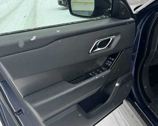 Синій Ленд Ровер Рендж Ровер Велар, об'ємом двигуна 2 л та пробігом 102 тис. км за 38500 $, фото 11 на Automoto.ua