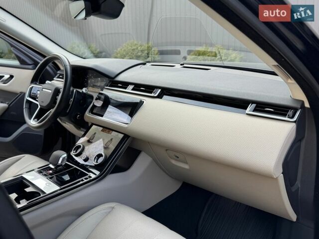 Синий Ленд Ровер Рендж Ровер Велар, объемом двигателя 2 л и пробегом 99 тыс. км за 52800 $, фото 51 на Automoto.ua