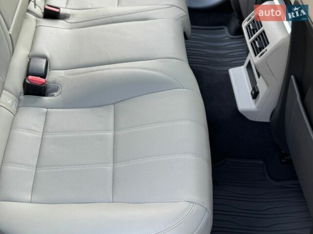 Синий Ленд Ровер Рендж Ровер Велар, объемом двигателя 2 л и пробегом 99 тыс. км за 52800 $, фото 42 на Automoto.ua