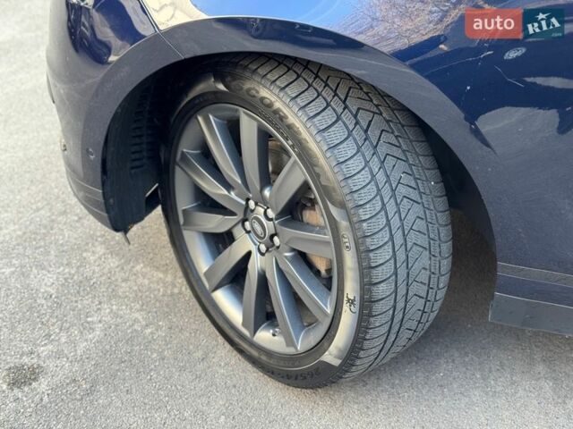 Синий Ленд Ровер Рендж Ровер Велар, объемом двигателя 2 л и пробегом 99 тыс. км за 52800 $, фото 14 на Automoto.ua