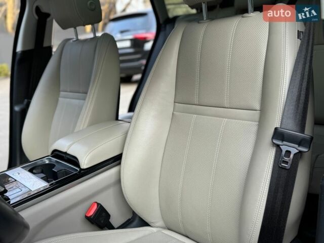 Синий Ленд Ровер Рендж Ровер Велар, объемом двигателя 2 л и пробегом 99 тыс. км за 52800 $, фото 33 на Automoto.ua