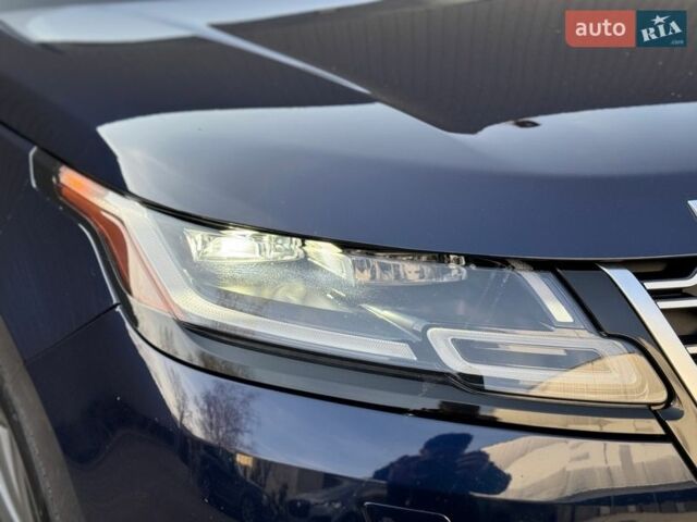 Синий Ленд Ровер Рендж Ровер Велар, объемом двигателя 2 л и пробегом 99 тыс. км за 52800 $, фото 10 на Automoto.ua