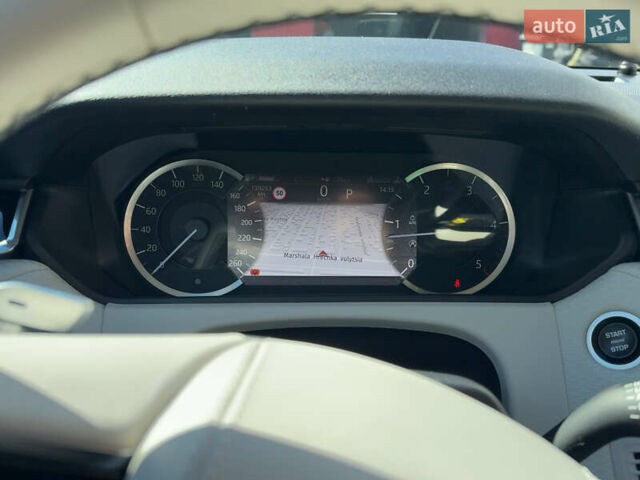 Синій Ленд Ровер Рендж Ровер Велар, об'ємом двигуна 2 л та пробігом 140 тис. км за 52500 $, фото 4 на Automoto.ua