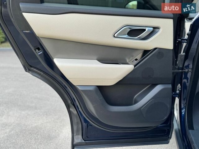 Синий Ленд Ровер Рендж Ровер Велар, объемом двигателя 2 л и пробегом 99 тыс. км за 52800 $, фото 36 на Automoto.ua