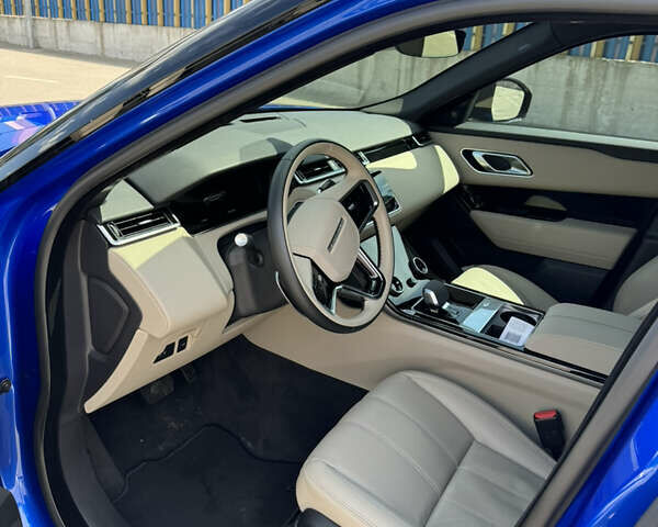 Синий Ленд Ровер Рендж Ровер Велар, объемом двигателя 2 л и пробегом 25 тыс. км за 63000 $, фото 8 на Automoto.ua