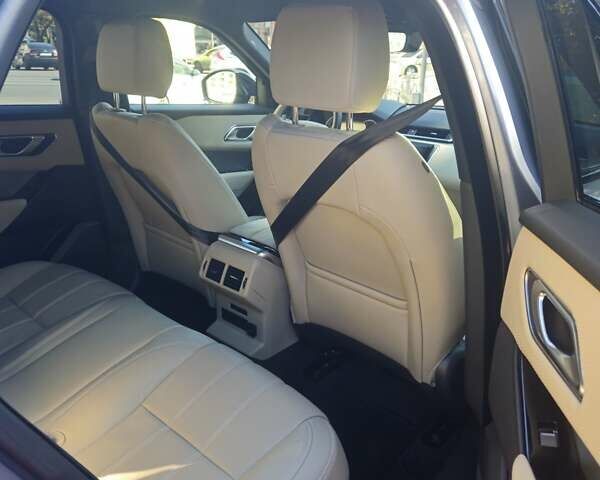 Синій Ленд Ровер Рендж Ровер Велар, об'ємом двигуна 2 л та пробігом 40 тис. км за 72900 $, фото 6 на Automoto.ua