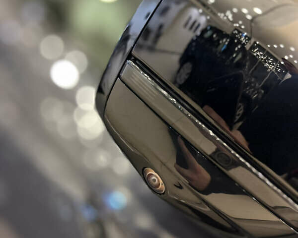 Синій Ленд Ровер Рендж Ровер Велар, об'ємом двигуна 2 л та пробігом 16 тис. км за 84000 $, фото 32 на Automoto.ua