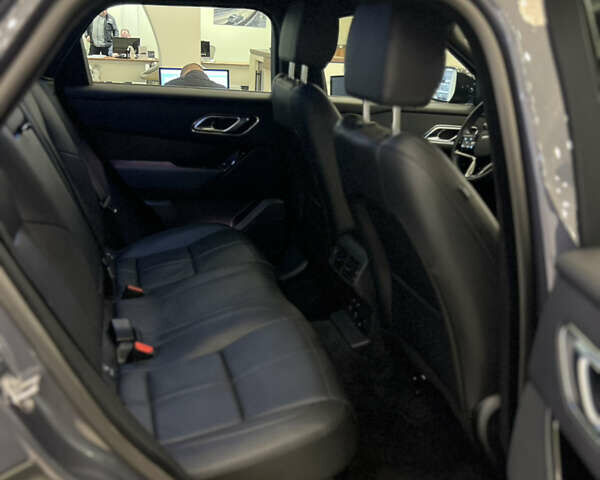 Синій Ленд Ровер Рендж Ровер Велар, об'ємом двигуна 2 л та пробігом 16 тис. км за 84000 $, фото 20 на Automoto.ua