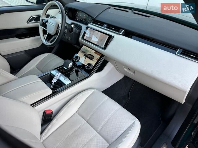 Зеленый Ленд Ровер Рендж Ровер Велар, объемом двигателя 2 л и пробегом 65 тыс. км за 55900 $, фото 28 на Automoto.ua