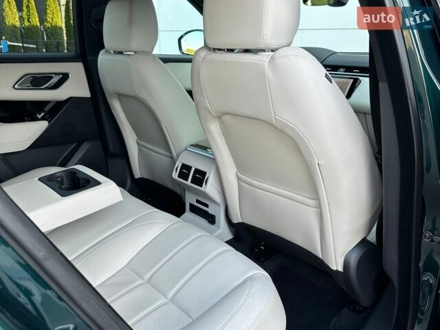 Зеленый Ленд Ровер Рендж Ровер Велар, объемом двигателя 2 л и пробегом 65 тыс. км за 55900 $, фото 25 на Automoto.ua