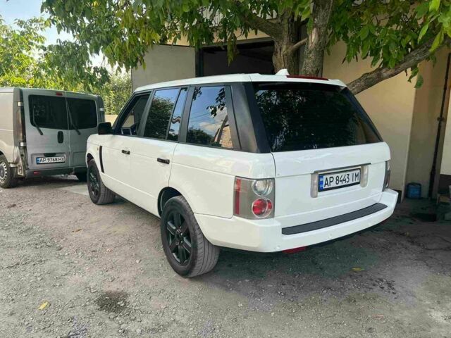 Белый Ленд Ровер Рендж Ровер, объемом двигателя 4.4 л и пробегом 440 тыс. км за 4500 $, фото 6 на Automoto.ua