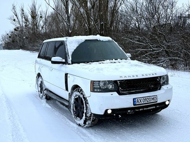 Білий Ленд Ровер Рендж Ровер, об'ємом двигуна 4.4 л та пробігом 400 тис. км за 8500 $, фото 1 на Automoto.ua