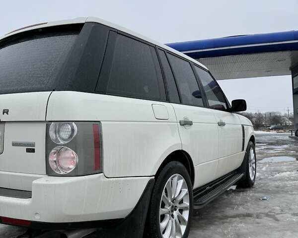 Білий Ленд Ровер Рендж Ровер, об'ємом двигуна 4.2 л та пробігом 303 тис. км за 10999 $, фото 10 на Automoto.ua