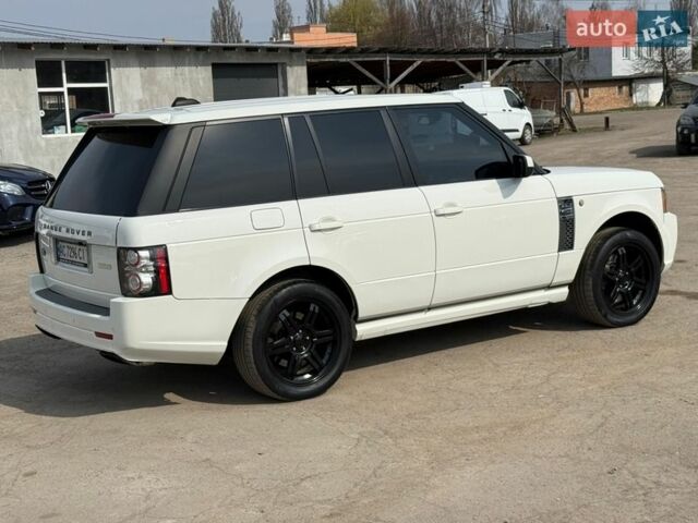 Білий Ленд Ровер Рендж Ровер, об'ємом двигуна 3.6 л та пробігом 380 тис. км за 10990 $, фото 14 на Automoto.ua