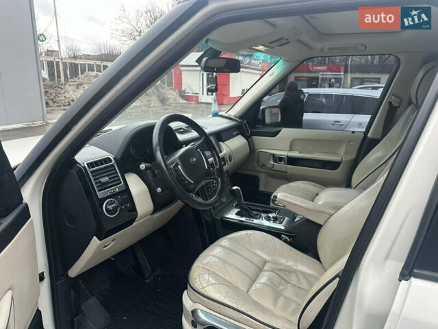Білий Ленд Ровер Рендж Ровер, об'ємом двигуна 3.6 л та пробігом 382 тис. км за 8500 $, фото 14 на Automoto.ua