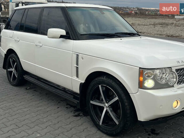 Белый Ленд Ровер Рендж Ровер, объемом двигателя 4.2 л и пробегом 182 тыс. км за 11300 $, фото 8 на Automoto.ua