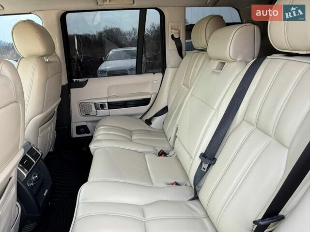 Білий Ленд Ровер Рендж Ровер, об'ємом двигуна 3.6 л та пробігом 380 тис. км за 10990 $, фото 29 на Automoto.ua