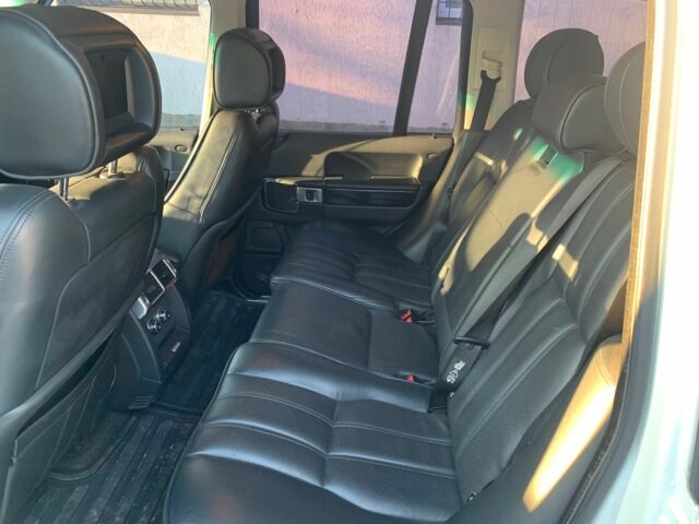 Білий Ленд Ровер Рендж Ровер, об'ємом двигуна 4.2 л та пробігом 246 тис. км за 7793 $, фото 12 на Automoto.ua