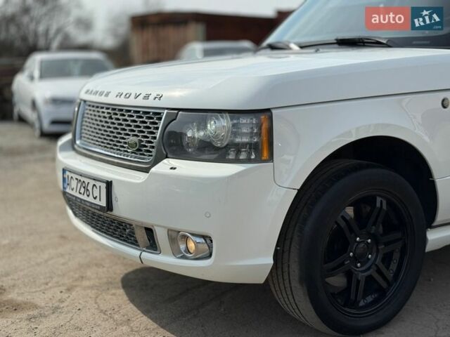 Білий Ленд Ровер Рендж Ровер, об'ємом двигуна 3.6 л та пробігом 380 тис. км за 10990 $, фото 22 на Automoto.ua