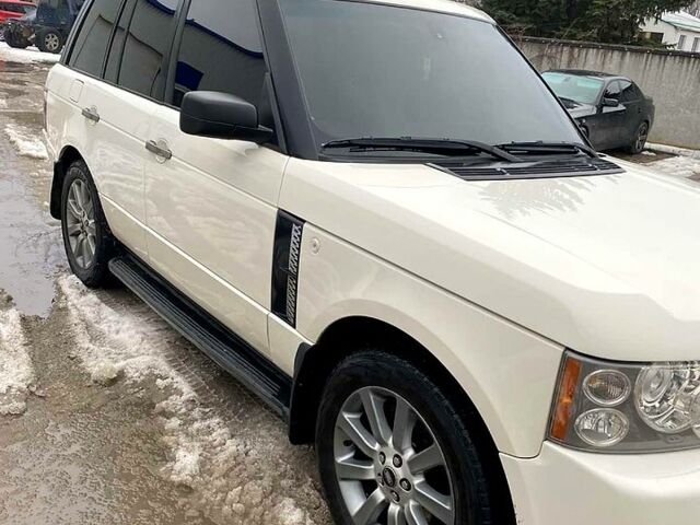 Білий Ленд Ровер Рендж Ровер, об'ємом двигуна 4.2 л та пробігом 26100 тис. км за 13000 $, фото 3 на Automoto.ua