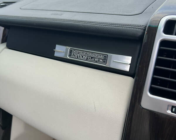 Белый Ленд Ровер Рендж Ровер, объемом двигателя 4.2 л и пробегом 182 тыс. км за 11300 $, фото 15 на Automoto.ua