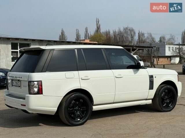 Білий Ленд Ровер Рендж Ровер, об'ємом двигуна 3.6 л та пробігом 380 тис. км за 10990 $, фото 13 на Automoto.ua