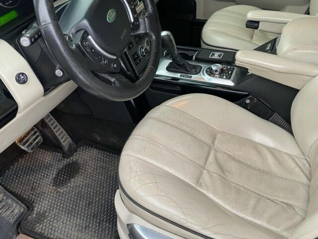 Белый Ленд Ровер Рендж Ровер, объемом двигателя 4.2 л и пробегом 261 тыс. км за 13000 $, фото 3 на Automoto.ua