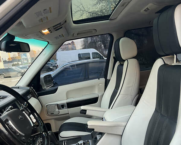 Белый Ленд Ровер Рендж Ровер, объемом двигателя 4.2 л и пробегом 182 тыс. км за 11300 $, фото 30 на Automoto.ua