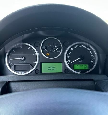 Білий Ленд Ровер Рендж Ровер, об'ємом двигуна 2.7 л та пробігом 264 тис. км за 10900 $, фото 22 на Automoto.ua