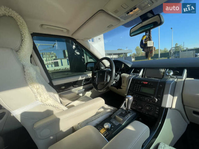 Белый Ленд Ровер Рендж Ровер, объемом двигателя 3.63 л и пробегом 296 тыс. км за 12500 $, фото 25 на Automoto.ua