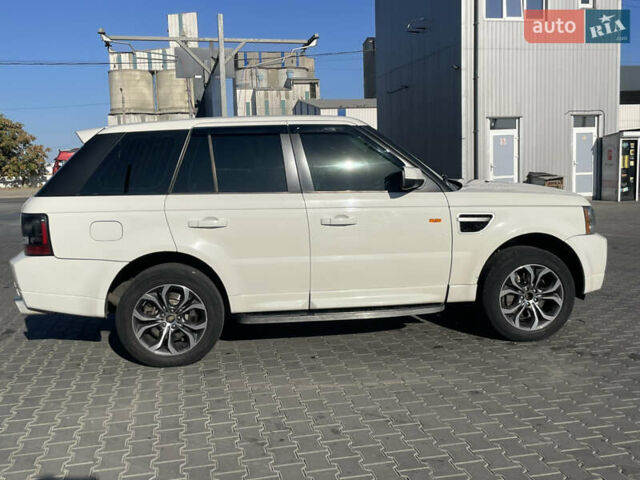 Белый Ленд Ровер Рендж Ровер, объемом двигателя 3.63 л и пробегом 296 тыс. км за 12500 $, фото 6 на Automoto.ua